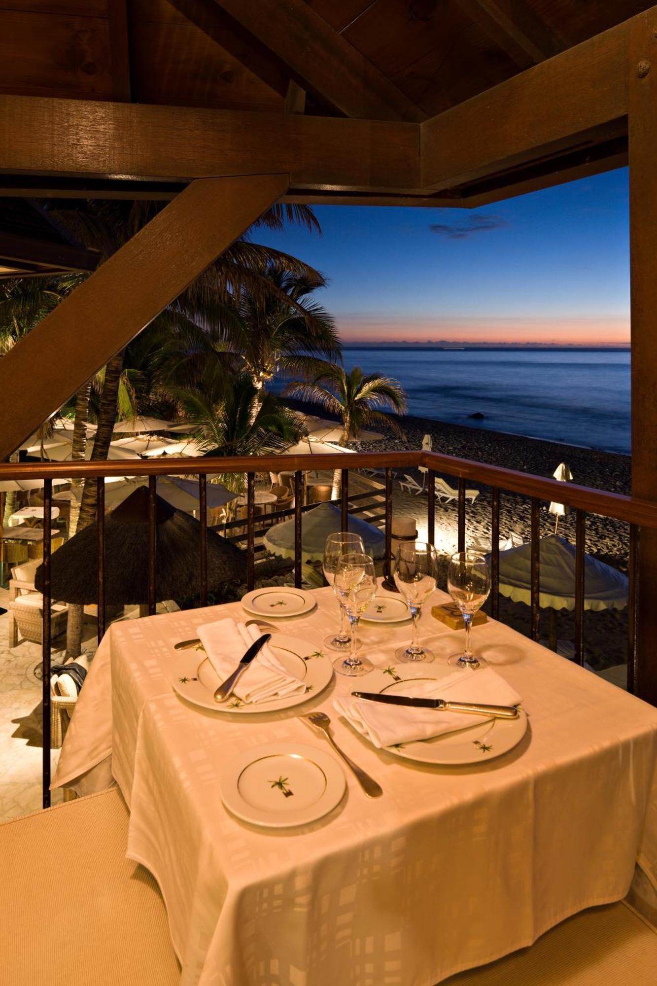 Le Saint Alexis **** Hotel & Spa Exterior photo
