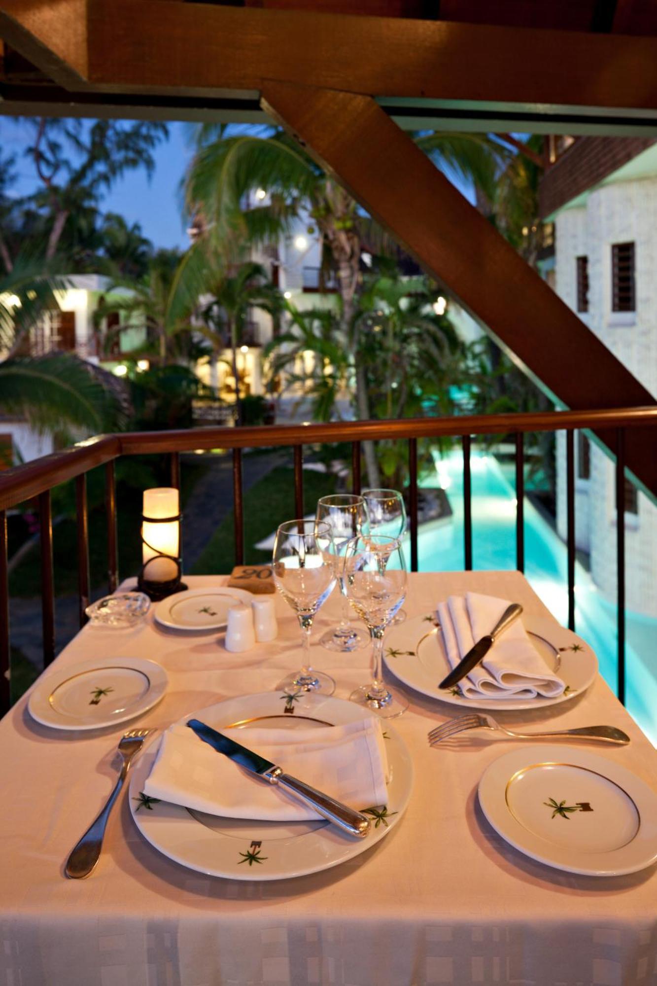 Le Saint Alexis **** Hotel & Spa Exterior photo
